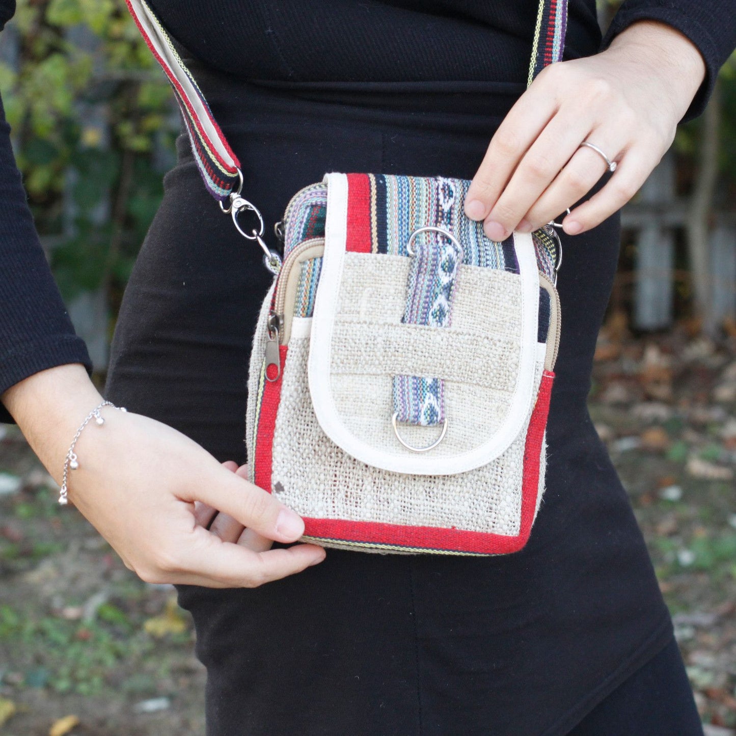 Body-Cross Travel Bag - Hemp & Cotton (assorted)